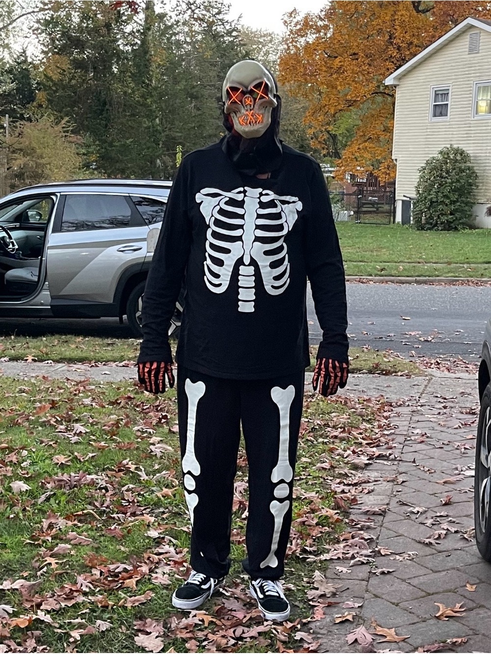 Mens XL Black Skeleton Costume Set with Mask and Gloves